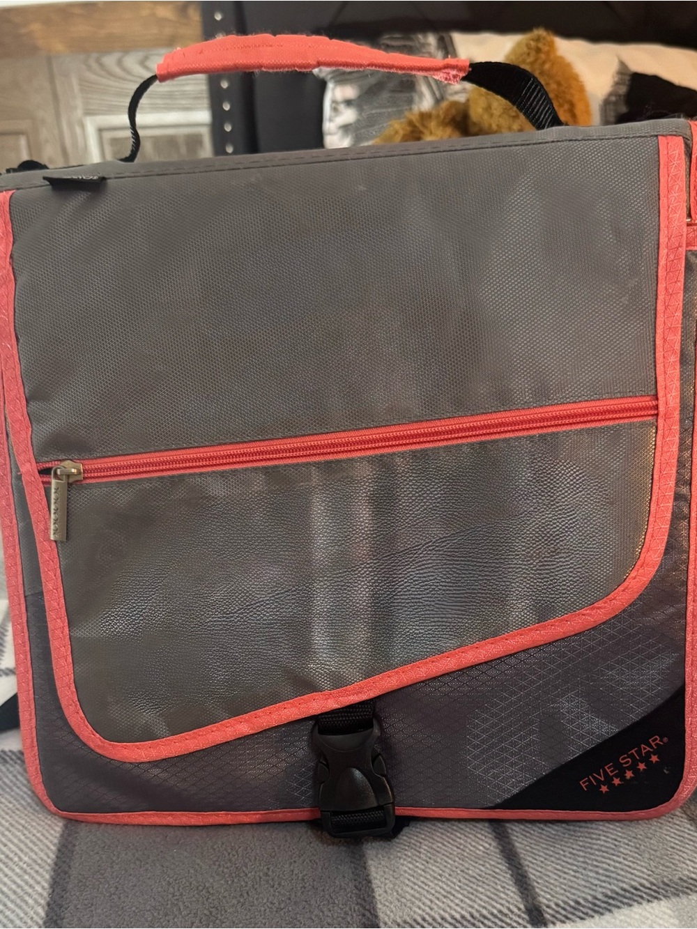 5/$20–Five Star Gray and Coral Laptop Messenger Bag